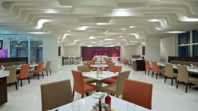 Ginger Hotel Trivandrum photo 2