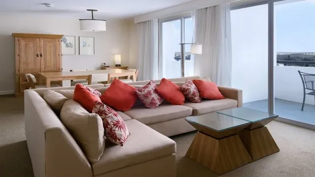 Pier House 60 Clearwater Beach Marina Hotel photo 2