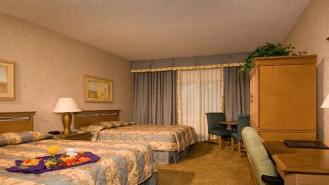 John Muir Lodge Fresno photo 3