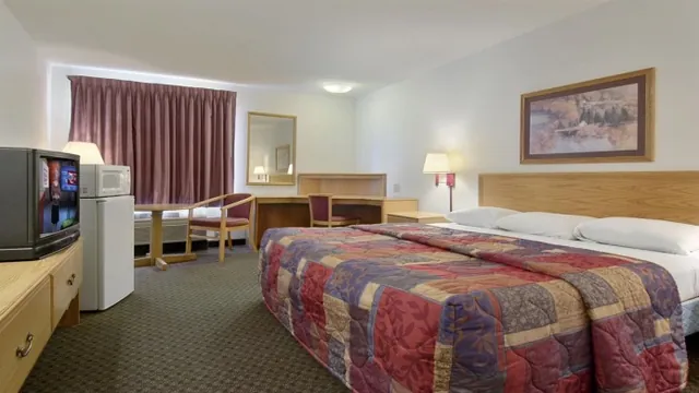 Budget Inn Columbus photo 2