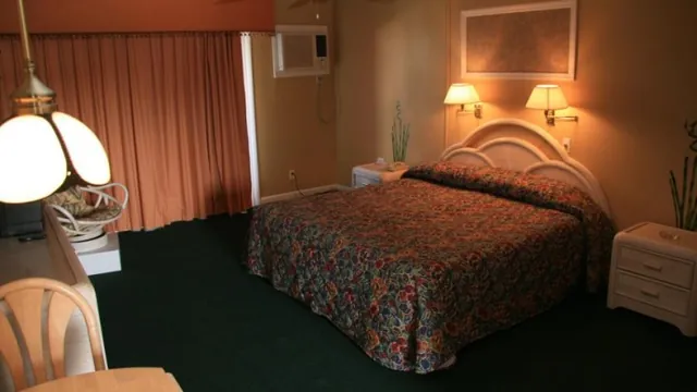 Bell Channel Inn Freeport photo 2