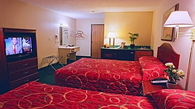 Americas Best Value Inn St. Louis - North photo 3