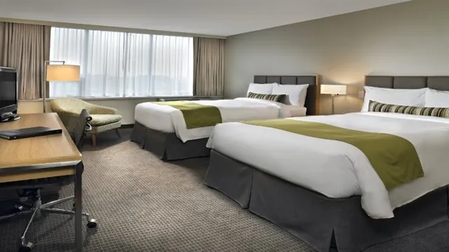 Coast Chilliwack Hotel photo 1