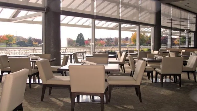 Coast Chilliwack Hotel photo 2