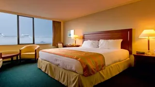 Coast Discovery Inn & Marina Campbell River