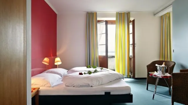 Hotel Flora Vitznau photo 3