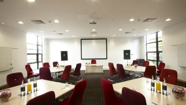 Lensbury Resort Teddington photo 2