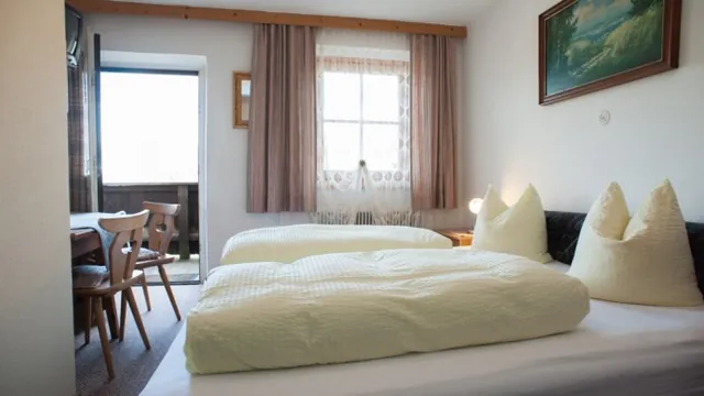 Gasthof Neuwirt Hotel Tyrol photo 2