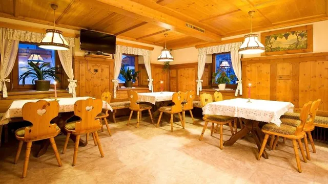 Gasthof Neuwirt Hotel Tyrol photo 3