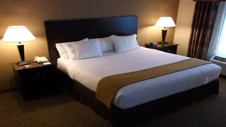 Crystal Inn & Suites Bridgeport