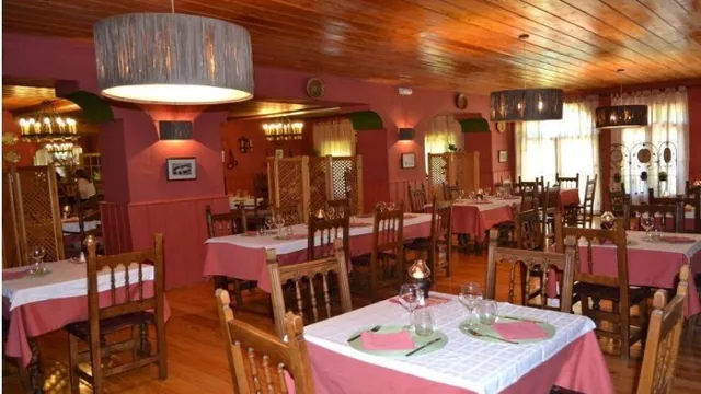 Almanzor Hostal Avila photo 1