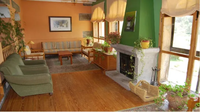 Almanzor Hostal Avila photo 2