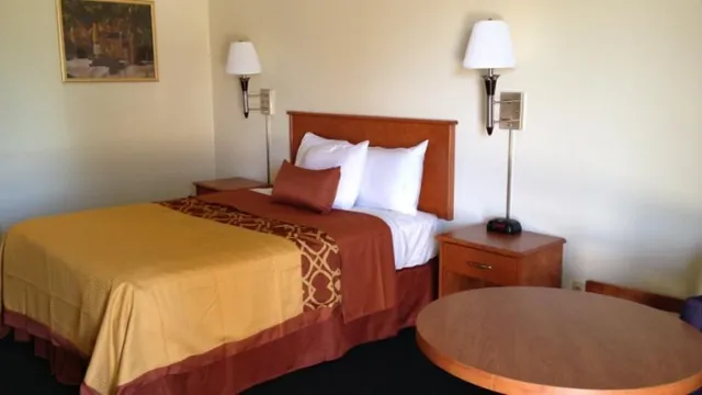 Americas Best Value Inn Santa Rosa, NM photo 1