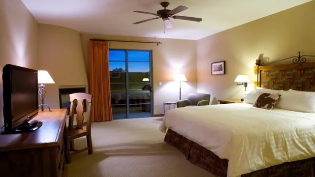 Lodge On The Desert Tucson photo 2