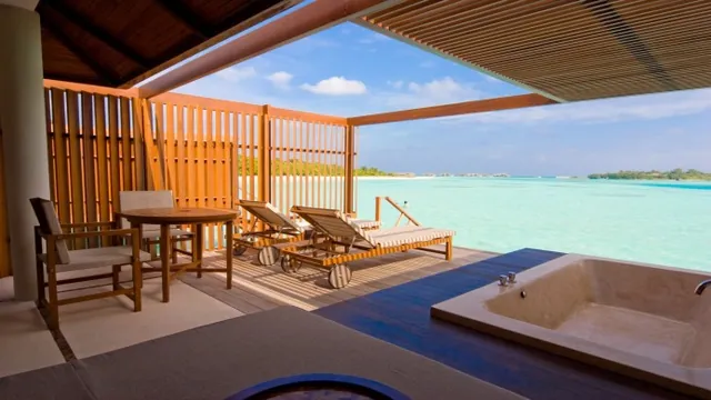 Palm Beach Resort & Spa Male photo 1