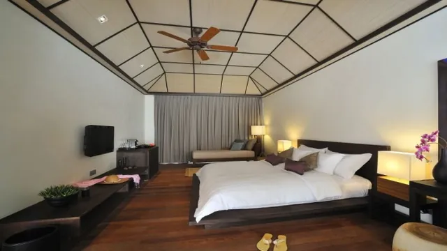 Palm Beach Resort & Spa Male photo 2