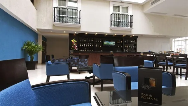 Fiesta Inn Toluca Aeropuerto photo 2