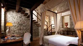 Lungarno Suites Florence Hotel