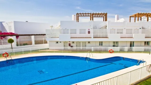 Pierre & Vacances Sevilla Apartment photo 3