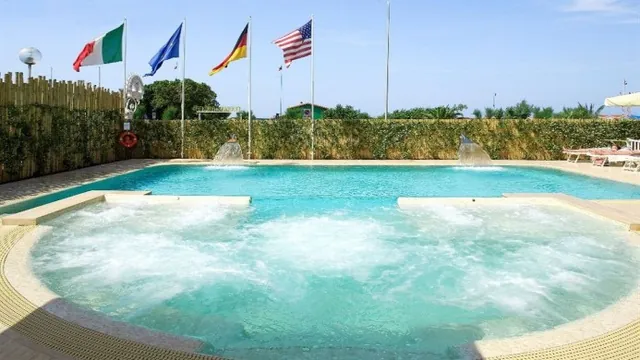 Goya Hotel Forte Dei Marmi photo 3