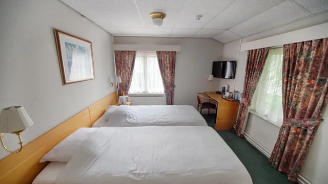 Hotel-Restaurant Veldenbos Nunspeet photo 1