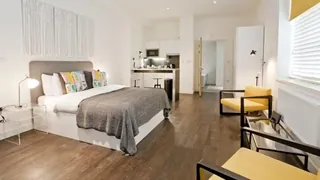 Go Native Aldgate East London Hotel