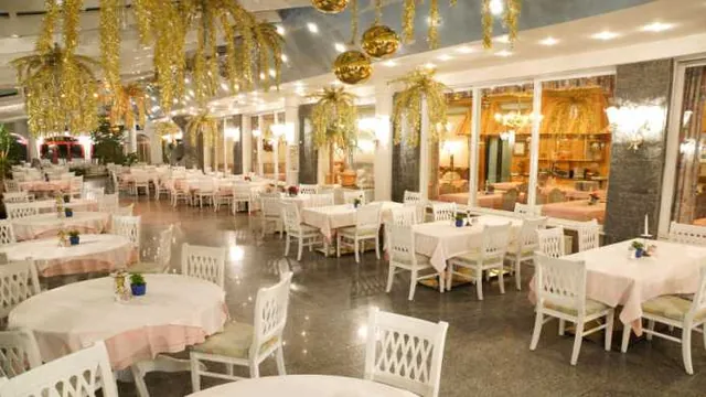 Hotel Glocknerhof Berg Im Drautal photo 2