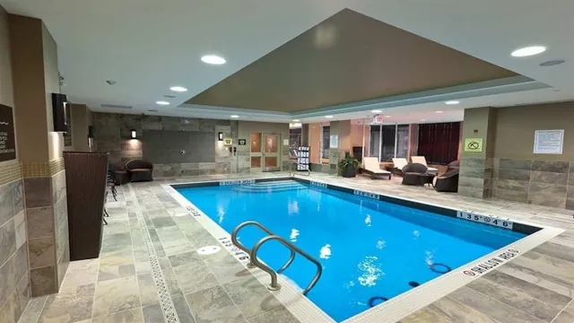 Hampton Inn By Hilton Toronto - Brampton photo 2
