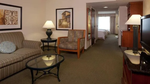 Econo Lodge Auburn photo 2