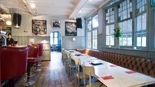 The William IV Hotel London