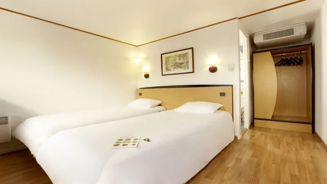 Residhome Du Theatre Valenciennes Hotel photo 2