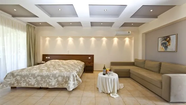 Suite Home Bouc Bel Air Hotel photo 3