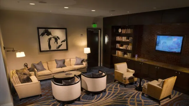 Milwaukee Marriott Downtown Hotel photo 3