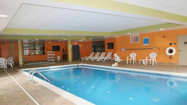 Hope Hotel & Conference Center Dayton photo 3