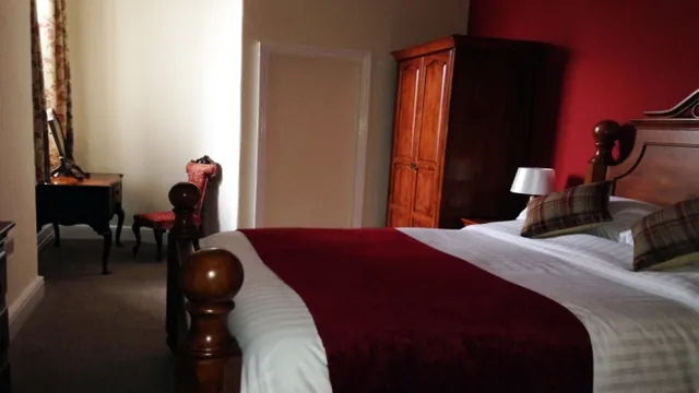 The Eagles Hotel Llanrwst photo 3