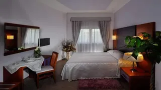 Industrial Hotel Rome