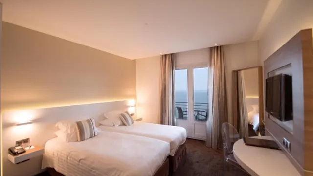 Hotel Forum Menton photo 3
