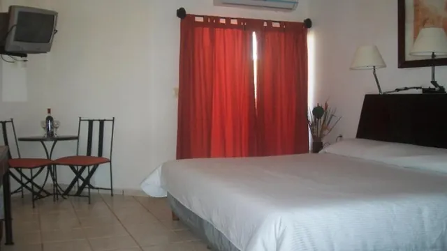 Maya Inn Playa Del Carmen photo 2