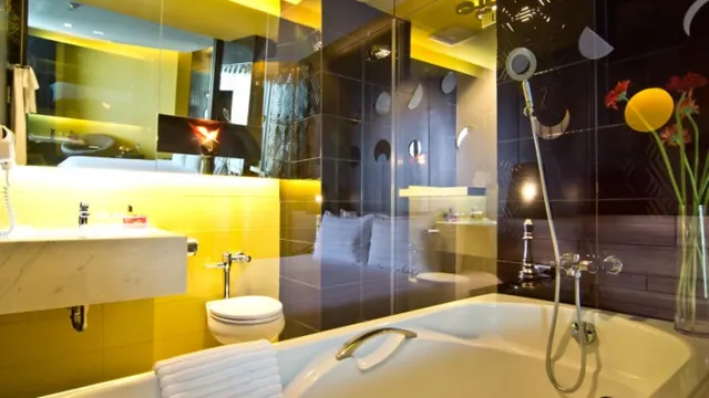 Tsix5 Hotel Pattaya photo 1