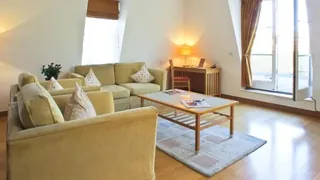 The King's Wardrobe Serviced Apartments By Bridge Street London