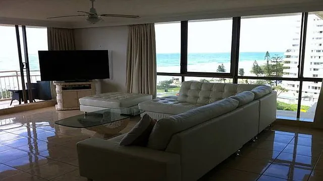 Seacrest Beachfront Holiday Apartments Gold Coast photo 5