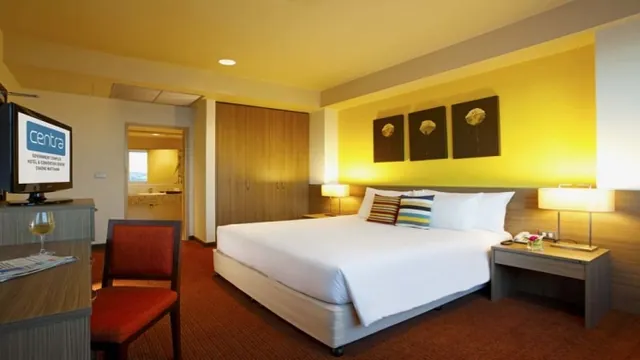 Centra Government Complex Hotel & Convention Centre Chaeng Watthana Bangkok photo 2