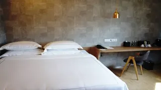 Big Hotel Singapore