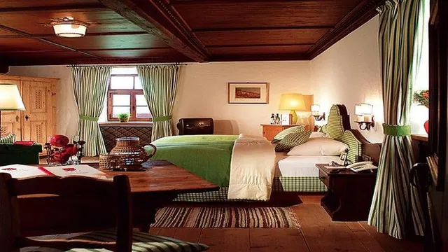 Schloss Prielau Hotel & Restaurants photo 2