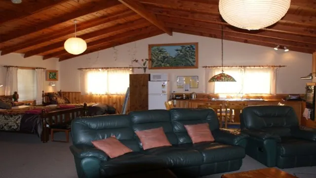 AAA Granary Accommodation - The Last Resort photo 1