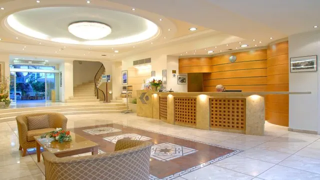 Palmyra Beach Hotel Athens photo 3