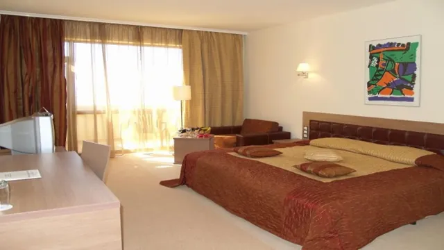Sol Nessebar Palace photo 2