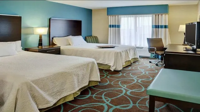 Hampton Inn by Hilton Winnipeg, Airport photo 1