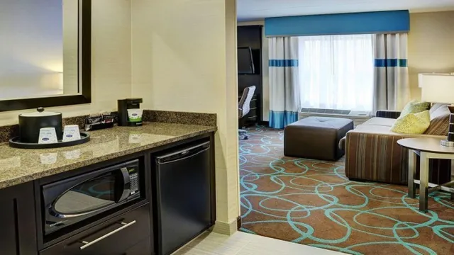 Hampton Inn by Hilton Winnipeg, Airport photo 2