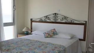 Mackenzie Beach Hotel And Apartments
